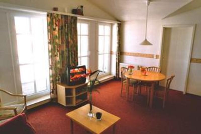 Ferienwohnung Im Seepark Sellin We الغرفة الصورة